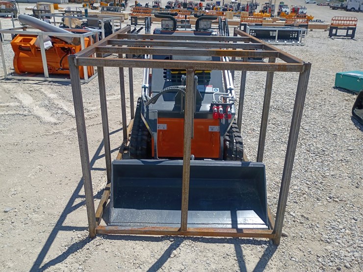 #l44-003-•-lot-l44-003-image-7