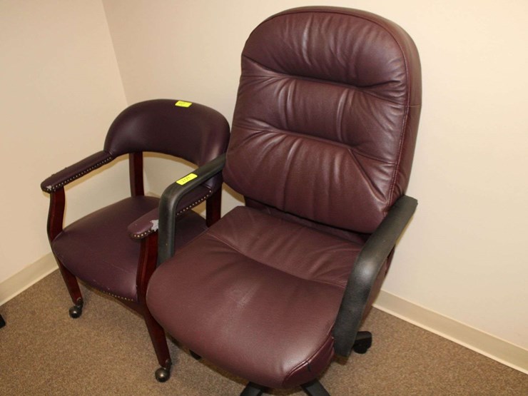 office-chairs-on-casters-image-1