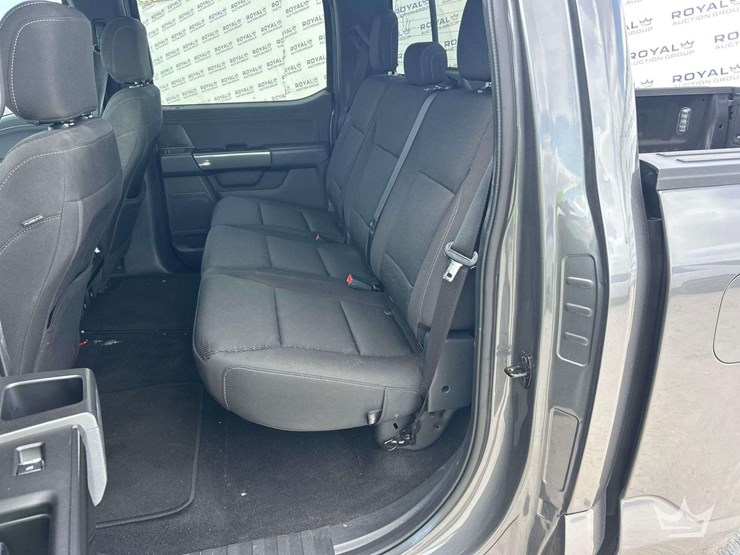 2021-ford-f150-image-17