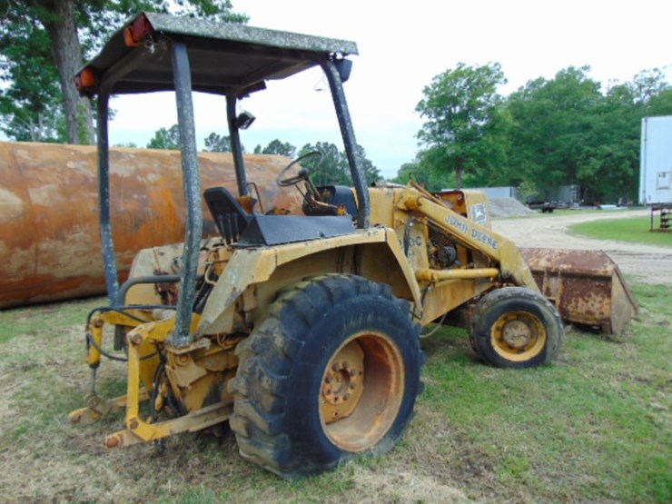 deere-210c-image-2