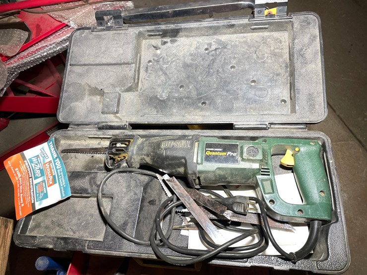 #7047-•-cabinet-with-contents-image-4