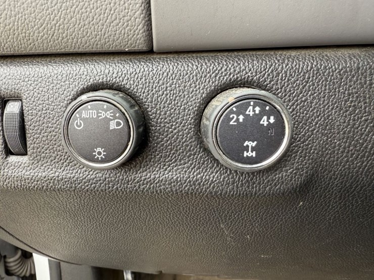 2016-chevrolet-colorado-image-22