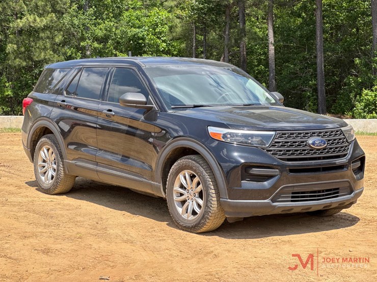 2020-ford-explorer-image-1