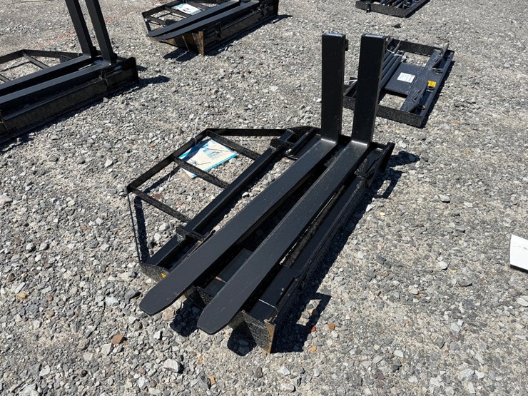 #45393-•-unused-mower-king-sa-skid-steer-forks-image-1