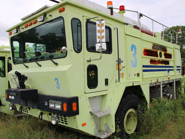 1995-oshkosh-t1500-image-2