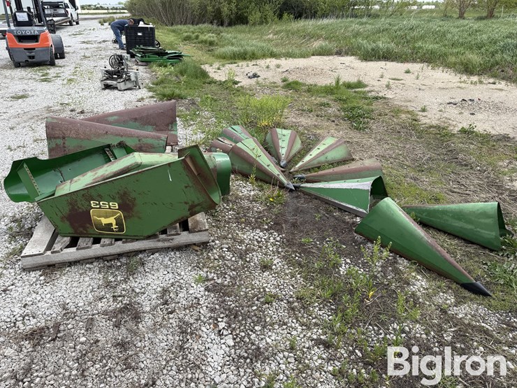 john-deere-653-image-4