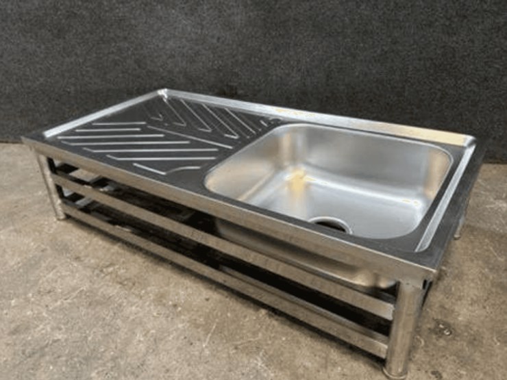stainless-steel-sink-image-1