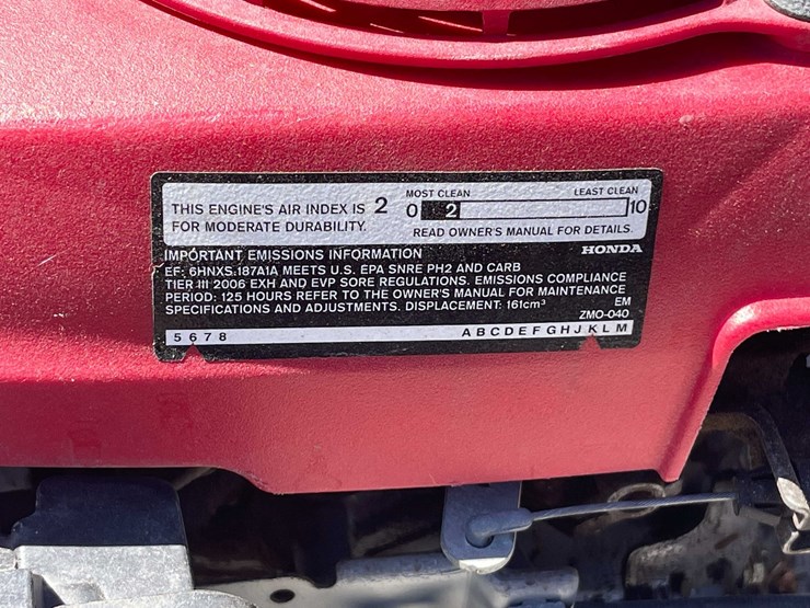 #6973-•-honda-3-speed-lawn-mower-image-7