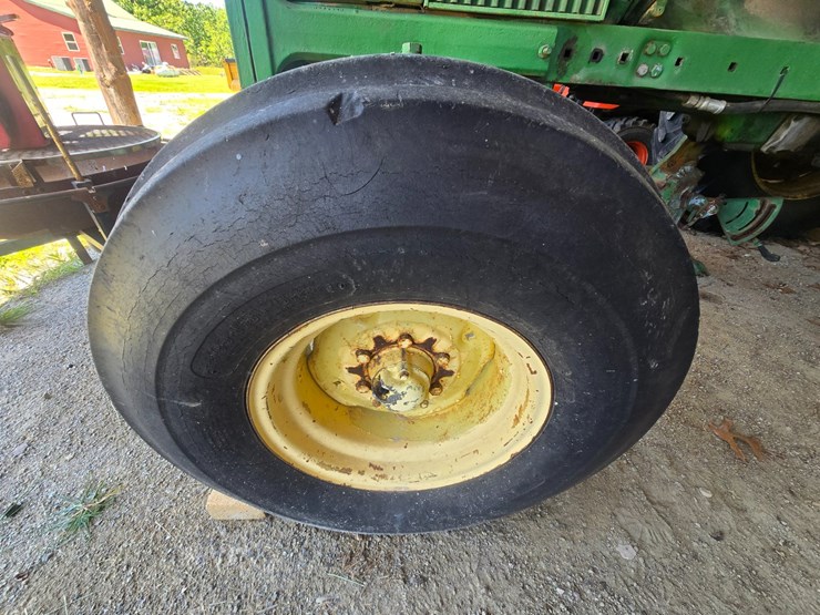 john-deere-4020-image-48