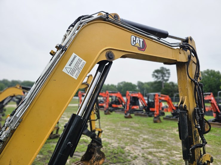 caterpillar-305e2-image-7