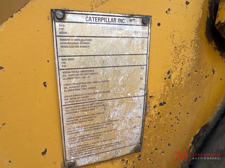 caterpillar-416-image-16