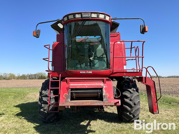 1997-case-ih-2166-image-2