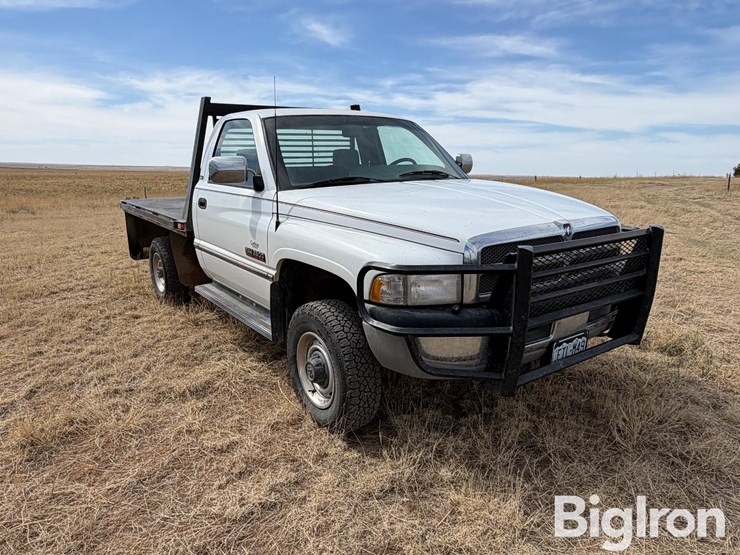 1997-dodge-ram-2500-image-3