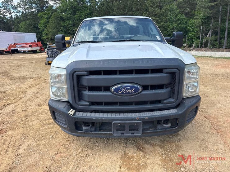 2015-ford-f250-xl-image-7