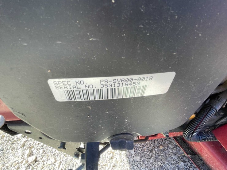 #6947-•-toro-riding-lawn-mower-image-17