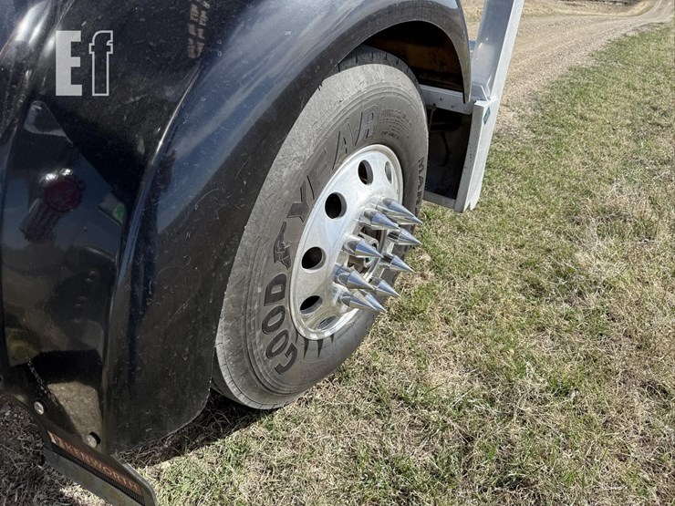 2001-kenworth-w900-image-33
