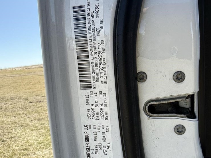 2011-ram-2500-big-horn-image-35