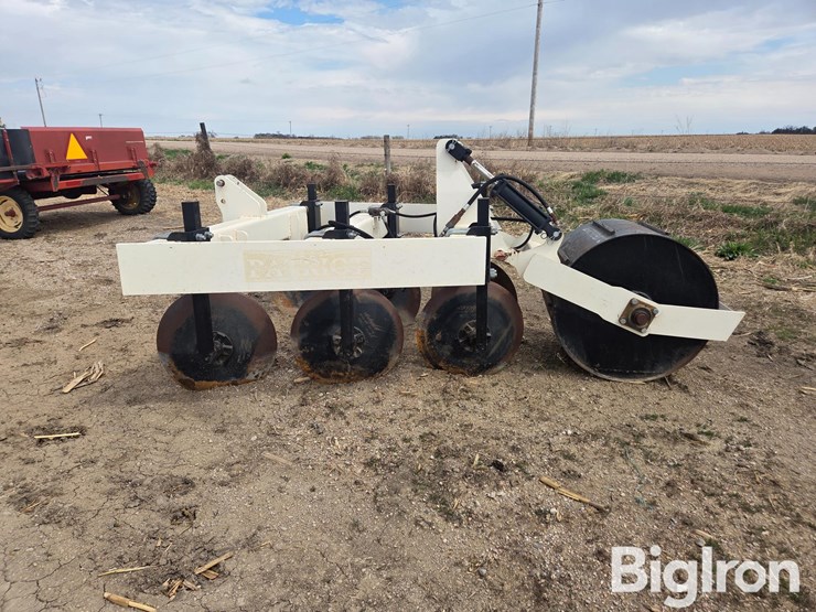 patriot-pivot-track-closer-image-8
