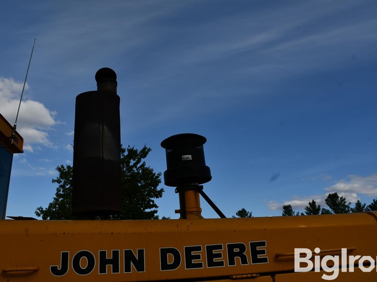 1989-deere-772bh-image-19