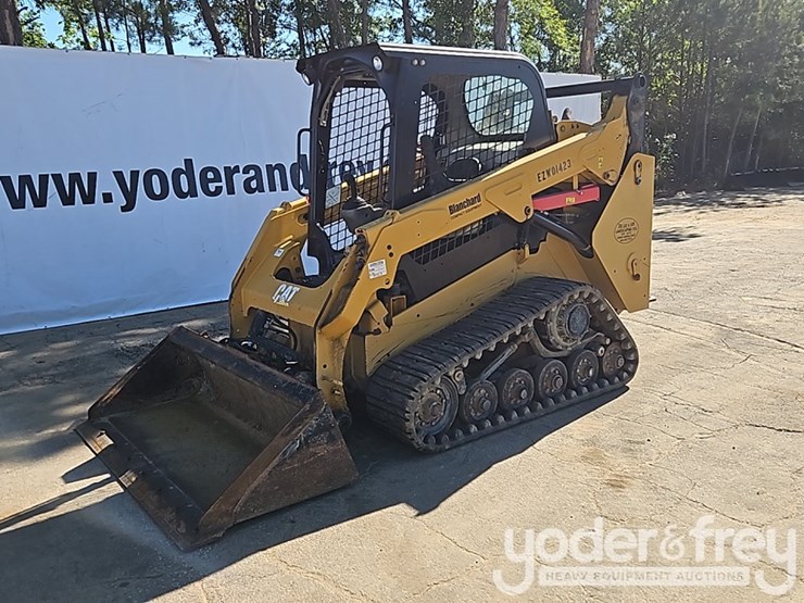 2015-caterpillar-257d-image-1