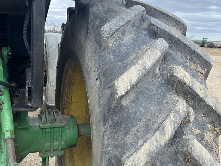 john-deere-4455-image-28