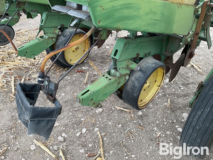 john-deere-7000-image-14