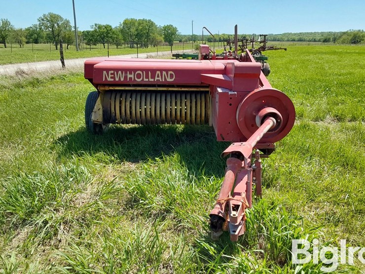 new-holland-273-image-2