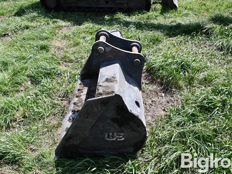 john-deere-130-image-8