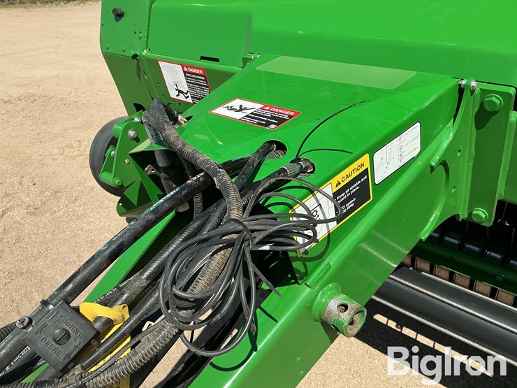 2021-john-deere-560r-image-14