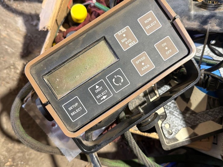 john-deere-7000-image-24