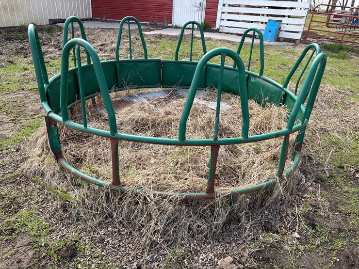 green-round-bale-feeder-image-6