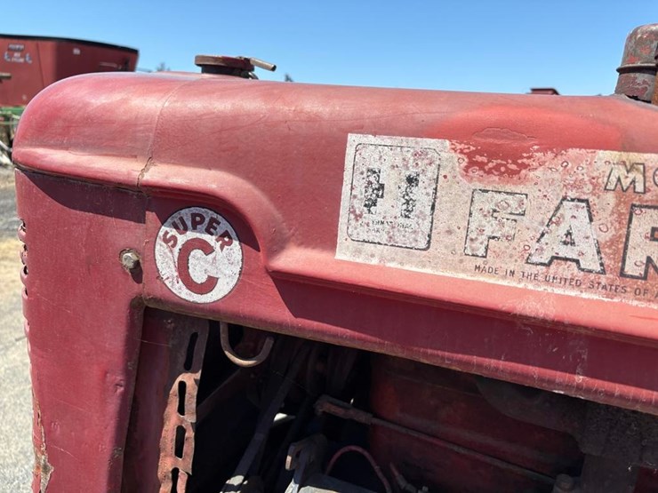 farmall-super-c-tractor-image-11