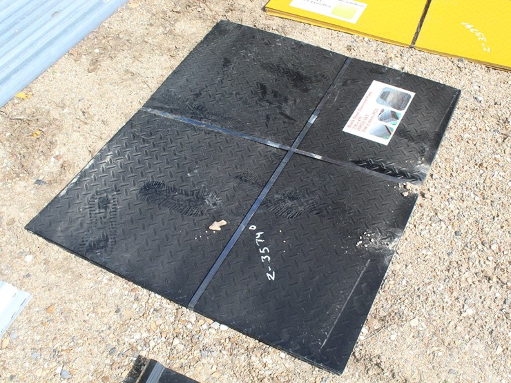 #5143-•-bundle-of-3ft-x-4ft-black-steel-diamond-plate-image-1
