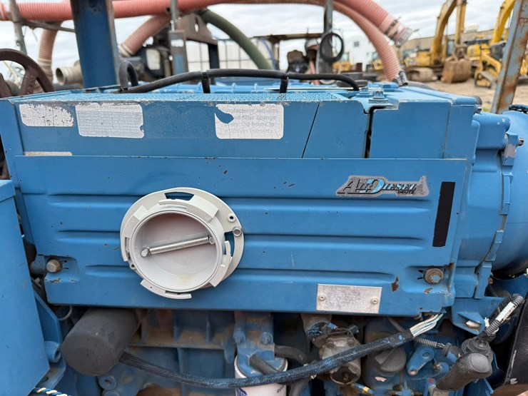 #3890-•-towable-water-pump-image-16