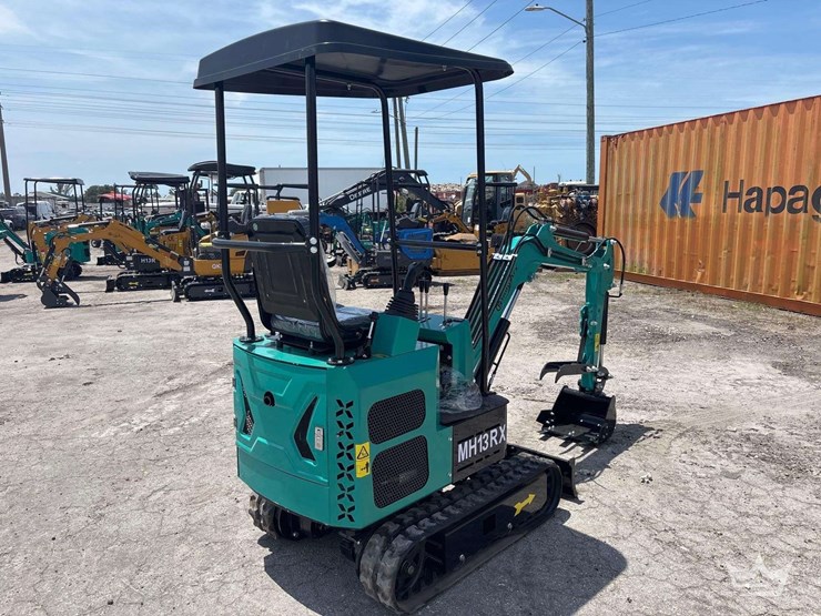 2026-cfg-industrial-mh13rx-mini-excavator-image-3