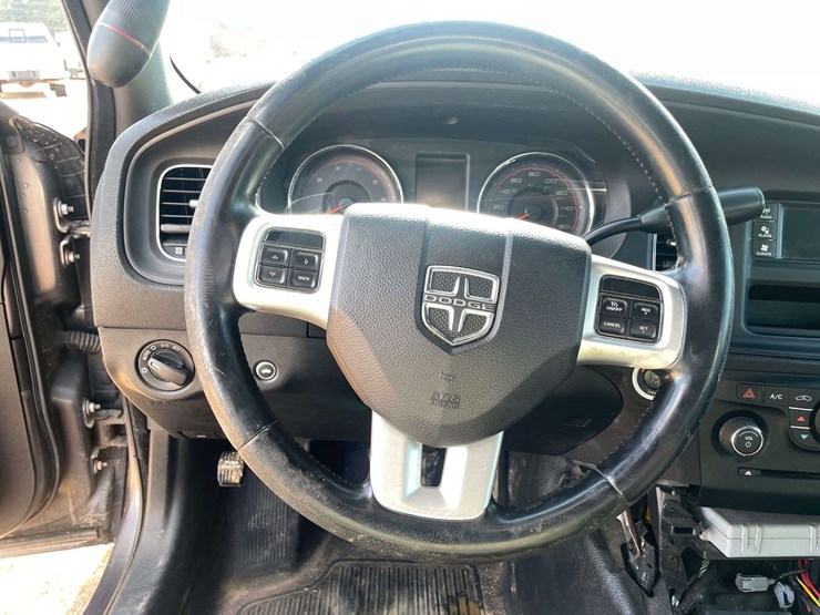 2014-dodge-charger-4-door-police-cruiser-(126,859-miles)-image-12