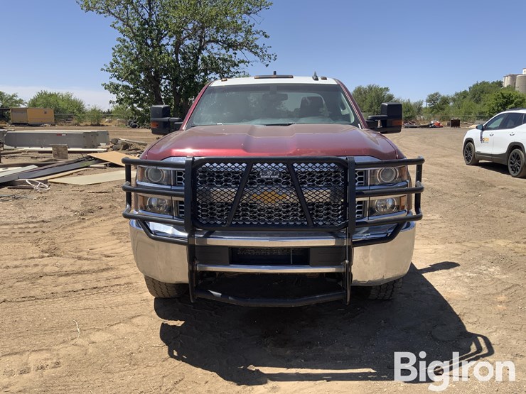 2019-chevrolet-silverado-2500-image-2