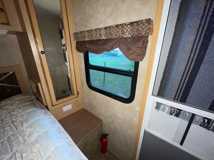 #7050-•-2010-spree-lx-superlite-camper-(has-mn-title)-image-73