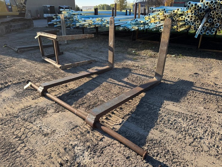 #3936-•-approx-48"-loader-forks-image-1