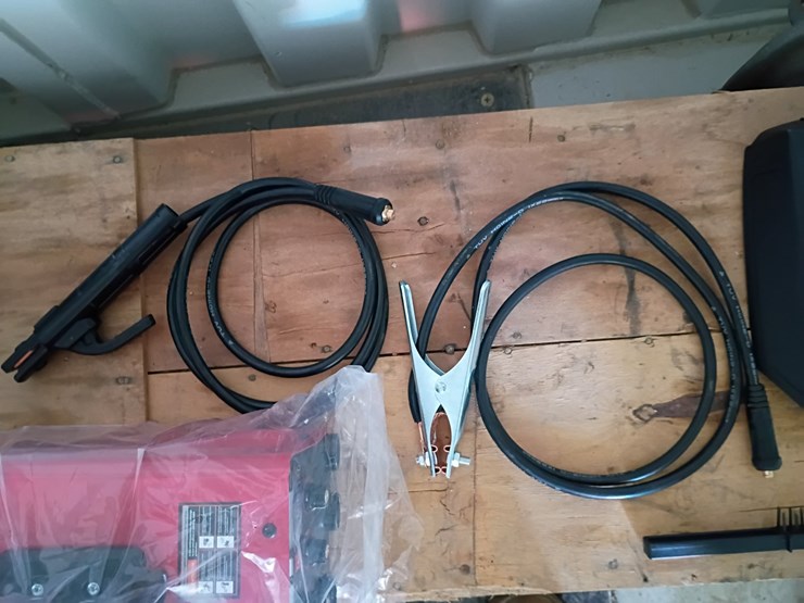 #c3-100-•-unused-ats-power-gasless-welding-machine-image-8