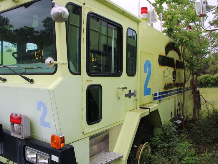 1991-oshkosh-t1500-image-2