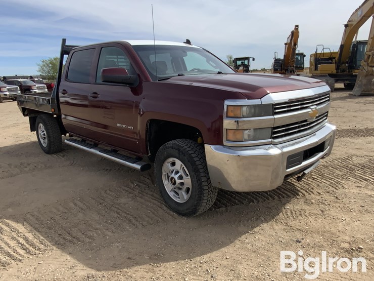 2015-chevrolet-silverado-2500-image-3