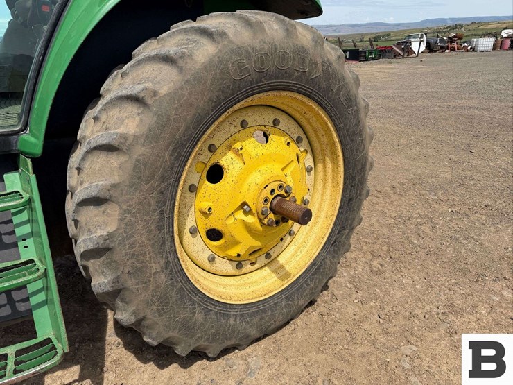 2003-john-deere-7520-image-15