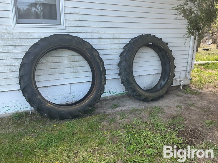 11.2-38-tractor-tires-image-2