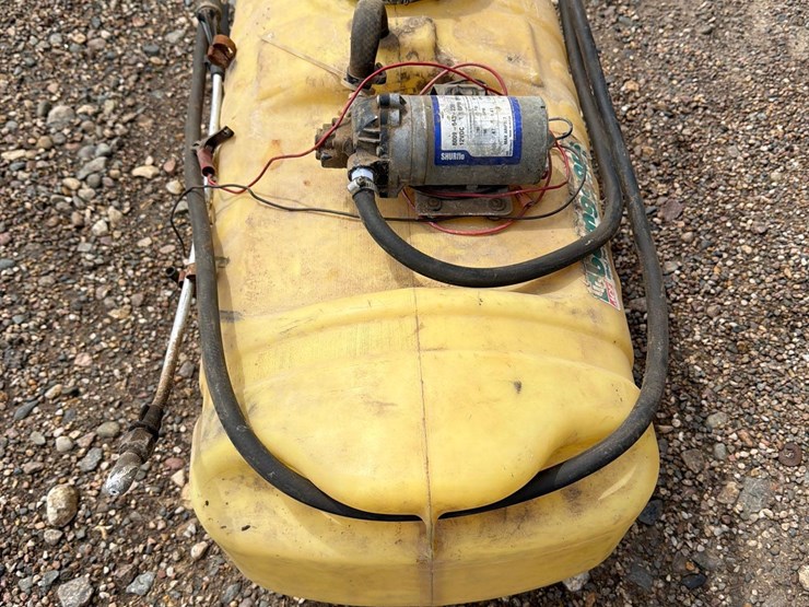 bomgarrs-atv-sprayer-image-2