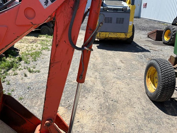 kubota-l4400-image-12