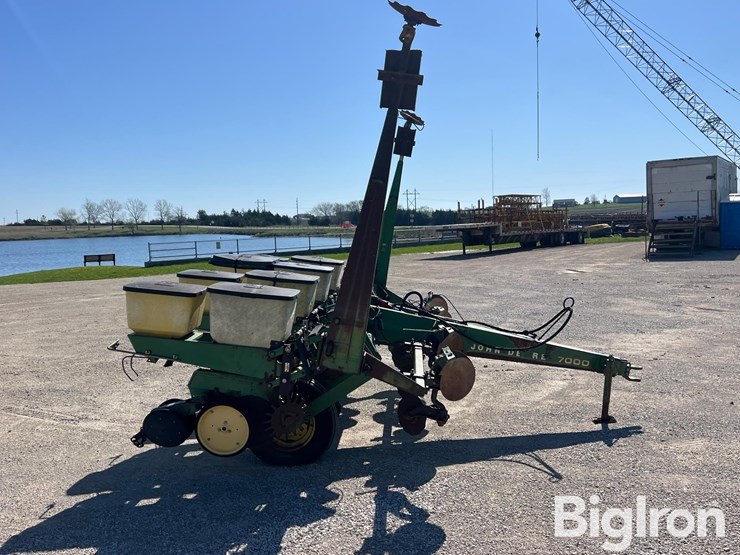 john-deere-7000-image-4