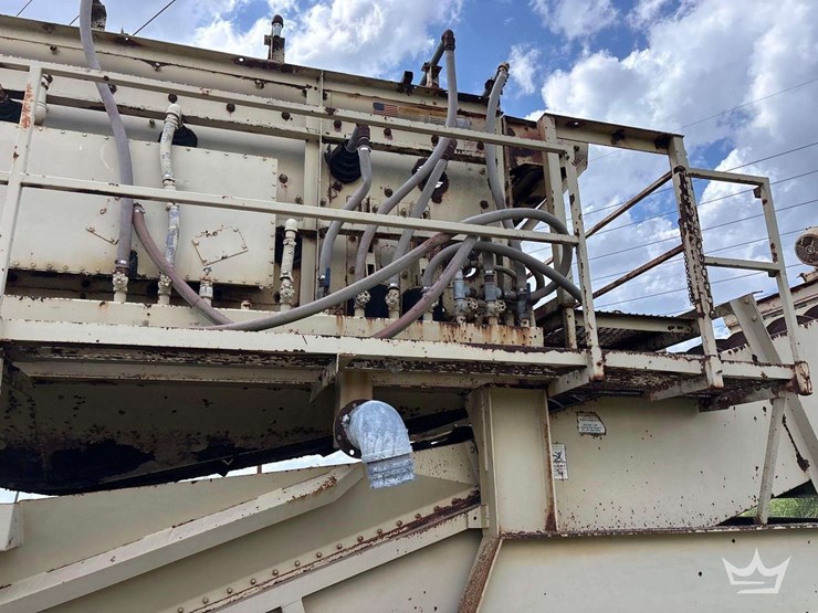 cedarapids-towable-trommel-screener-image-9