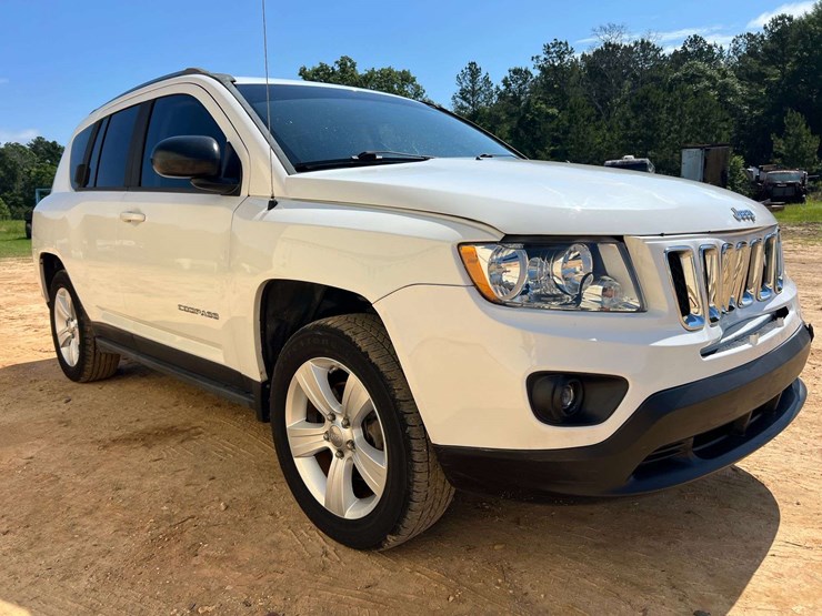 2012-jeep-compass-image-4