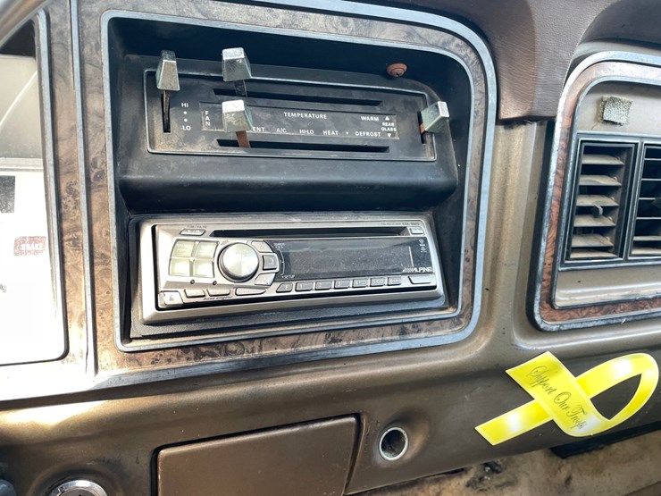 1979-ford-bronco-image-28